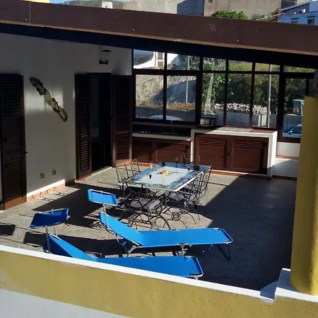 בית נופש Rosa's House *